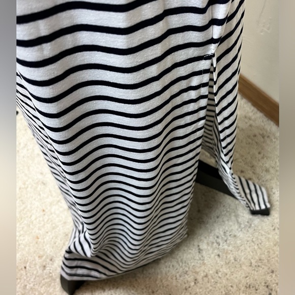 Nwt Women’s Striped Print Sleeveless Maxi Dress With Slit - Picture 6 of 11